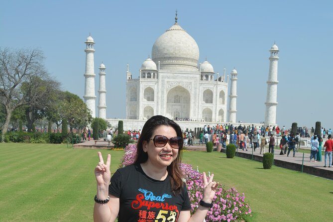 Agra Car tours - Custom stops near the Taj Mahal and Agra Fort