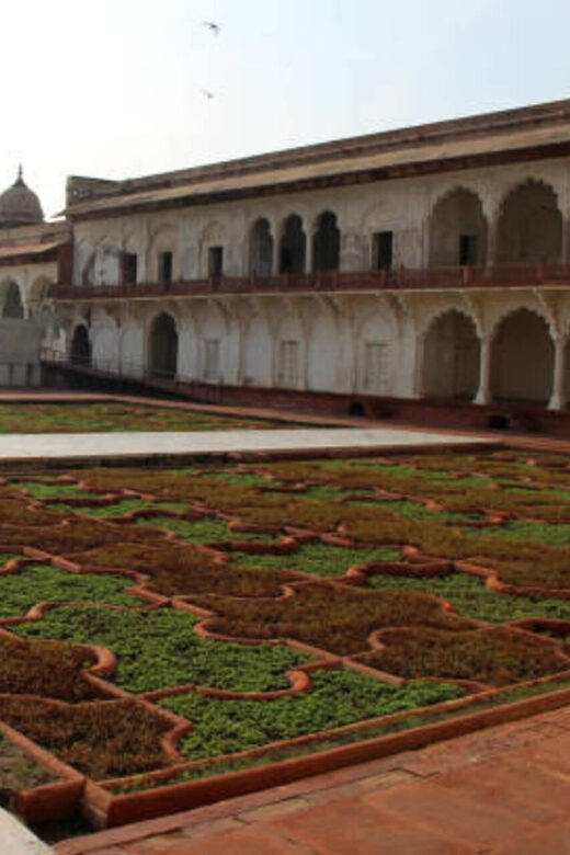 Agra fort, Baby Taj & Mehtab Bagh Express Ticket With Option - FAQ
