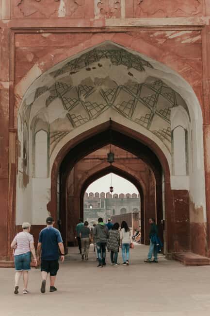 Agra Fort: Guided UNESCO Heritage Walking Tour - The Peacock Throne connection: why people mention it