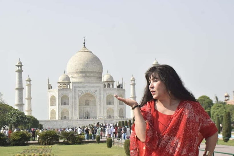 Agra Local Sightseeing with Sunrise or Sunset Experience - Practical rules for Taj planning: shoes, IDs, and cameras