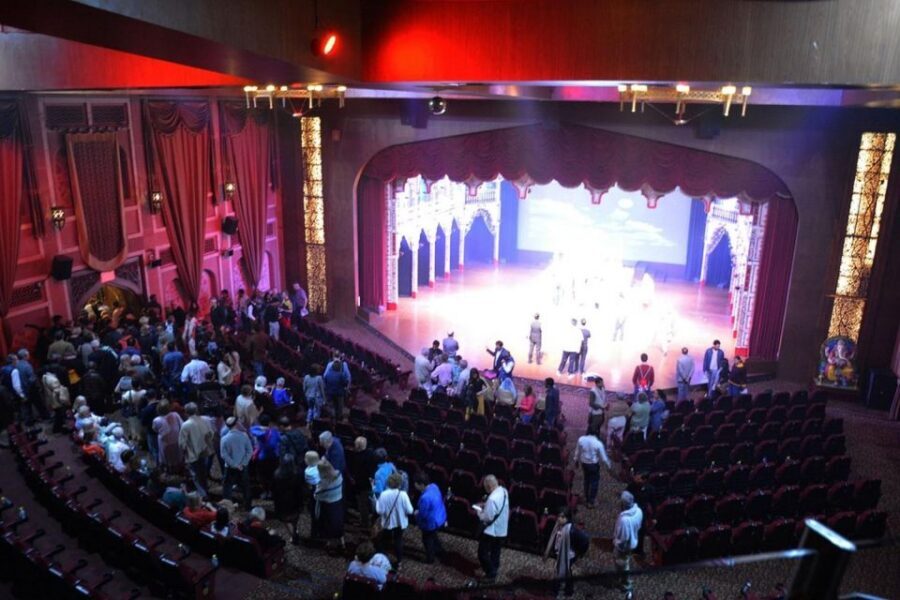 Agra: Mohabbat the Taj show tickets and agra transfers - Should you book Mohabbat the Taj with Agra transfers?