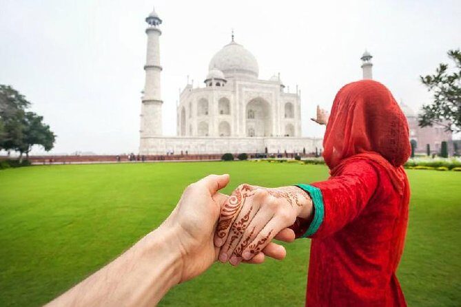 Agra : Private Sunrise Taj Mahal & Agra City Tour - Private Transport, Bottled Water, and a Guide Who Keeps You Moving