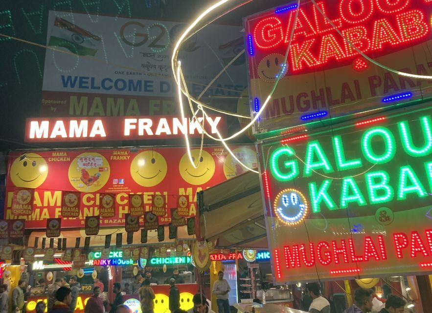 Agra: Sadar Bazar Food Market Night Walking Tour by Tuk-Tuk - Why Sadar Bazar at night works so well