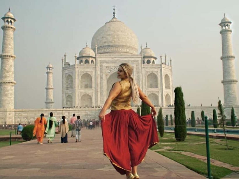Agra: Skip-the-Line Fast Entry Ticket to the Taj Mahal - Photo Timing Without Losing the Meaning