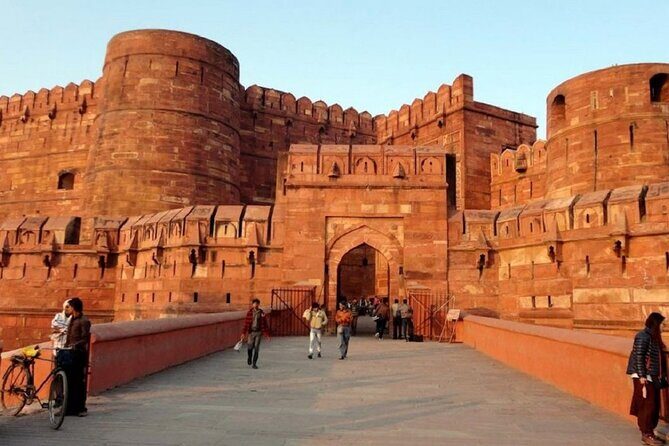 Agra: Skip the Line Taj Mahal and Agra Fort Private Tour - Price and value: why $16 can work (and when it might not)
