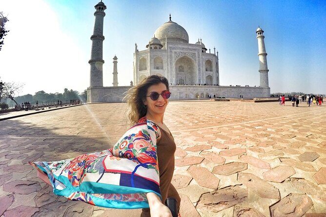 Agra: Taj Mahal and Mausoleum Guided Tour with Skip-the-Line - Photo Stops and Best Angles: How the Timing Makes Photos Easier