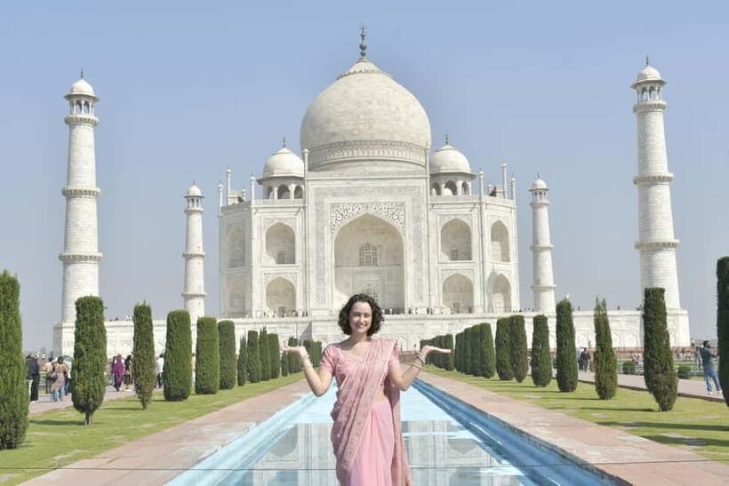 Agra: Taj Mahal Express Entry Tickets - Photos at the right places: where time gets used well