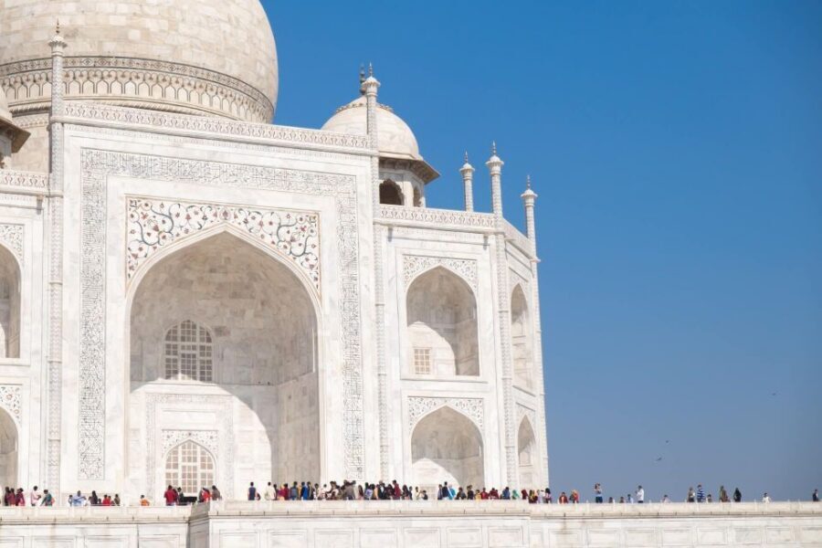 Agra: Taj Mahal Express Entry Tickets - Pickup and timing in Agra: keep your day efficient