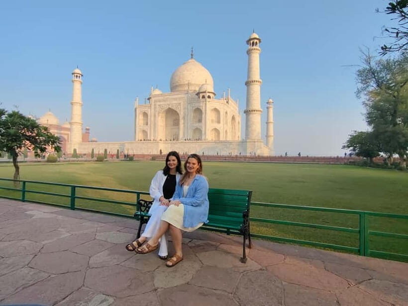 Agra: Taj Mahal Skip-the-Line & Guided Private 3 Hours Tour - Your private guide: facts you’ll remember, plus photo help that actually works