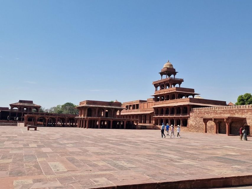 Agra to/from Jaipur with Chandboari Stepwell & Sikri Visits - Agra to Jaipur with built-in monuments, not just a drive