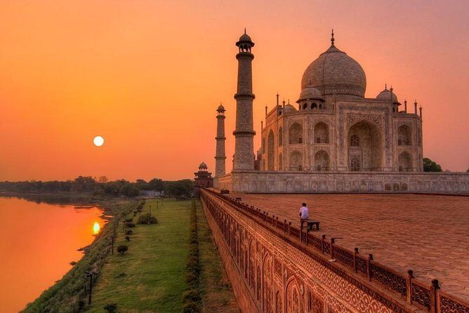 All-Inclusive Private Sunrise Taj Mahal & Agra City Tour - Price and value: what $133.81 covers in real terms
