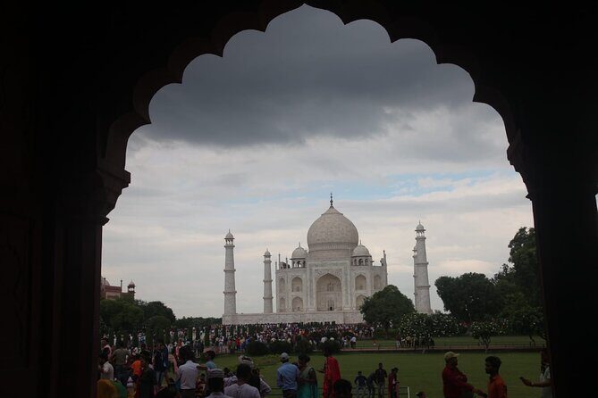 All Inclusive Taj Mahal & Agra Tour by Superfast Train From Delhi - Transfers and timing: how the “12 hours” really feels