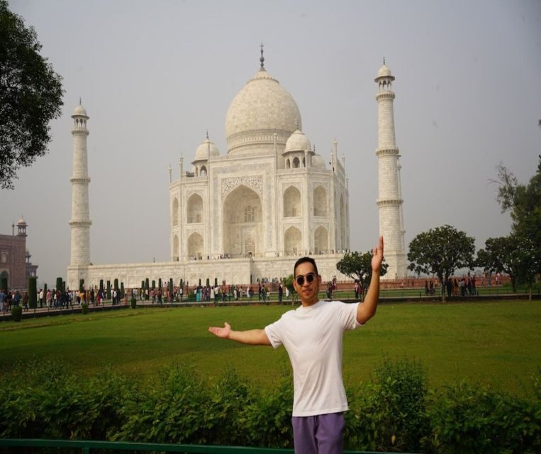 Fast-track entry into taj mahal with entrance included. - Inside Taj Mahal: use the time to learn, look, and photograph