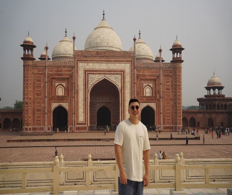 Fast-track entry into taj mahal with entrance included. - Pickup in Agra and a 3-hour visit that stays focused