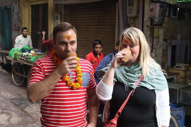 Flavours of Agra Food walk - What you’ll eat: tastings, snacks, and dinner (with drinks handled)