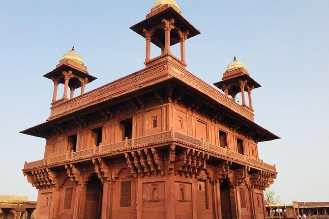 From Agra: 1 day Taj Mahal Sunrise Tour With Fatehpur Sikri - Pickup, drop-off, and the comfort factor in an 10–12 hour day
