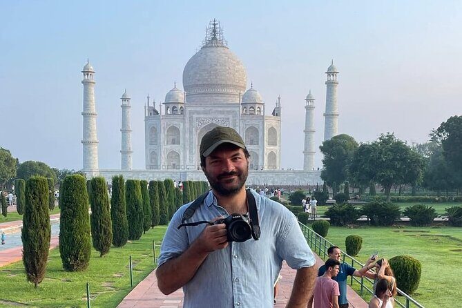From Delhi: Luxury Group tour of Agra by Car- TOP RATED TOUR - Lunch break at Courtyard Agra: what’s included and how to handle the gaps