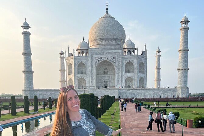 From Delhi: Luxury Group tour of Agra by Car- TOP RATED TOUR - Price and what $22.50 really buys you in this kind of day