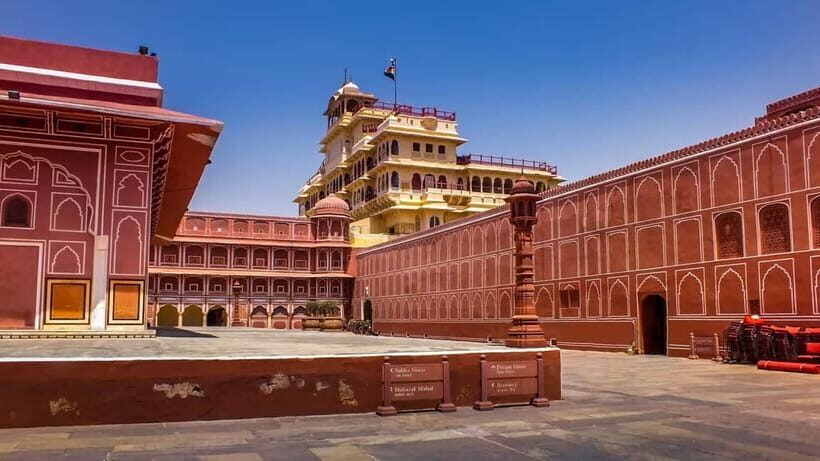 From Delhi: Private Full-Day Jaipur Highlights Tour - Hawa Mahal: a honeycomb façade with just enough time
