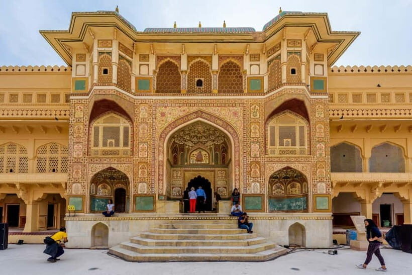 From Delhi: Private Full-Day Jaipur Highlights Tour - From pickup to Pink City: comfort and real timing