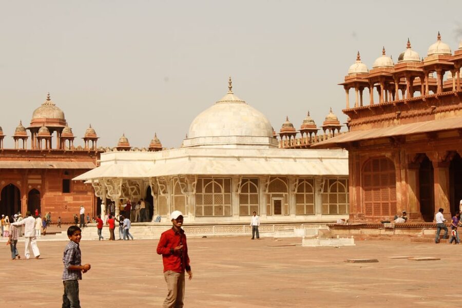 From Delhi: Taj Mahal Sunrise, Agra Fort & Baby Taj Day Tour - Should you book this Delhi to Agra sunrise tour?