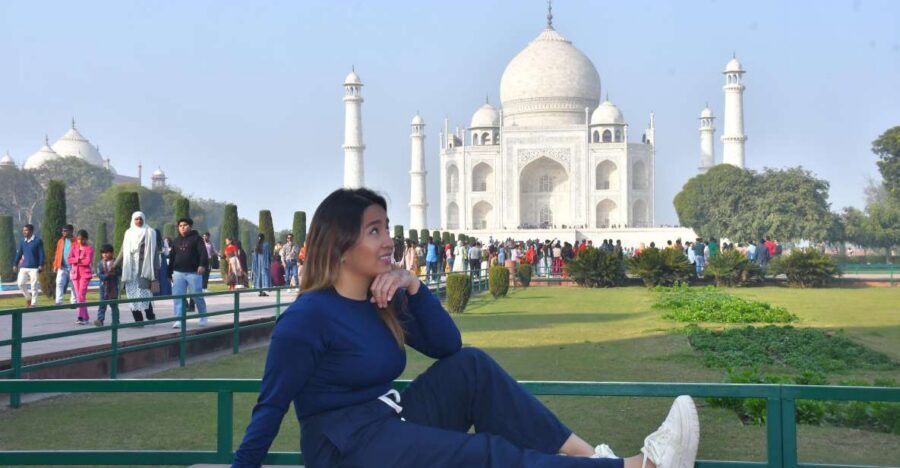 From Jaipur: Agra Private Day Trip with Taj Mahal &Agra Fort - The private AC drive: how the Jaipur to Agra day stays painless
