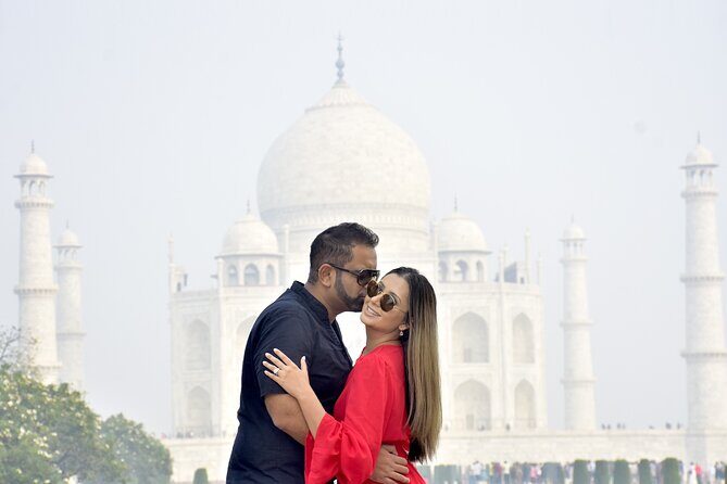 Photography Tour of Taj Mahal - Taj Mahal entry included, plus 3 hours for photos that fit your pace