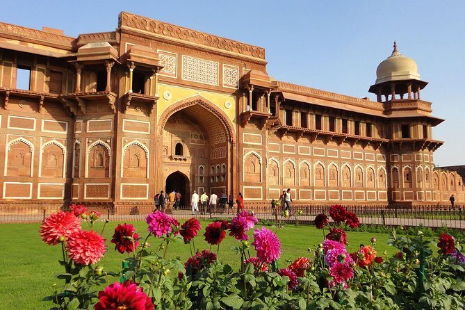 Private Agra Local Sightseeing Tour - A 7-hour private loop through Agra’s Mughal stars