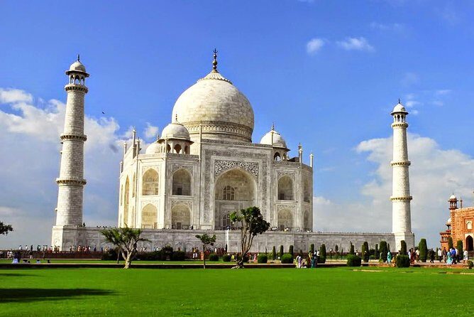 Private Agra Local Sightseeing Tour - Private vehicle comfort and the included extras that save hassle