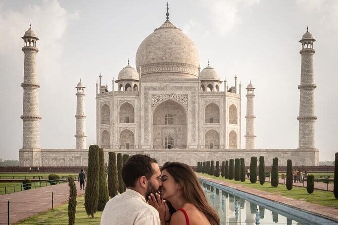 Private Guided Taj Mahal Same-Day/ Sunrise Tour from Delhi by Car - The Car Ride Back: Buffer Time for Food and Getting Home