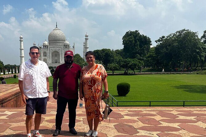 Private Taj Mahal city tour - Sadar Bazaar: Short Shopping Time With Options