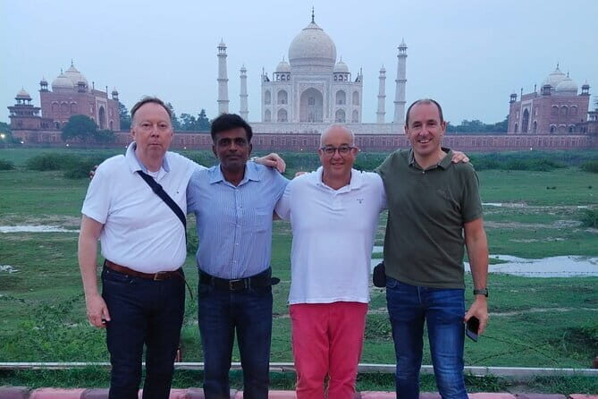 Private Tour Guide For Taj Mahal - The best-fit traveler for this private Taj and Fort plan