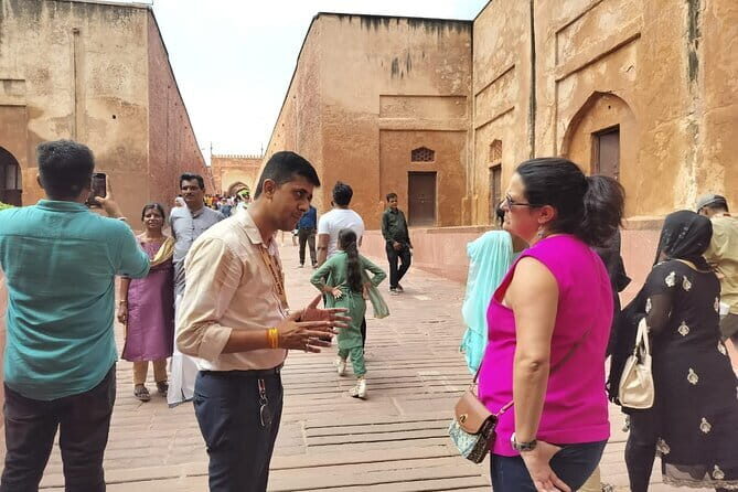 Private Tour of Taj Mahal, Agra Fort & Baby Taj with Agra Pick-up - Timing and the reality of a 7-hour day from pickup