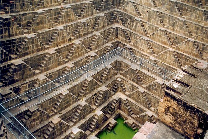 Private Transfer Agra To Jaipur Via Fatehpur Sikri & Chand Baori, Step Well - What’s included (and what you need to plan for)