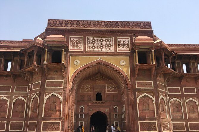 Private Transfer From Agra to New Delhi - The drive to New Delhi: comfort, breaks, and the reality of roads