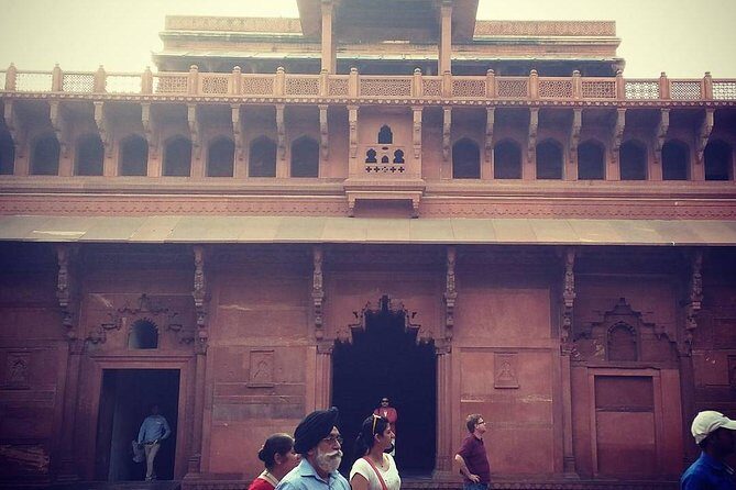 Skip-the-Line: Agra Fort Entrance Ticket with Guided Tour - Price and what’s included for $10 per person