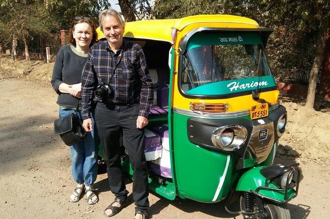 Skip the Line: Half Day Sunrise Tour of Taj Mahal by TUK TUK - Taj Mahal visit: how your guide helps you see more than the photo