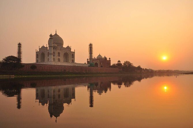 Skip the Line: Private Taj Mahal Sunrise Half-Day Trip from Agra - How the guide turns the Taj into a real story (and helps you take photos)