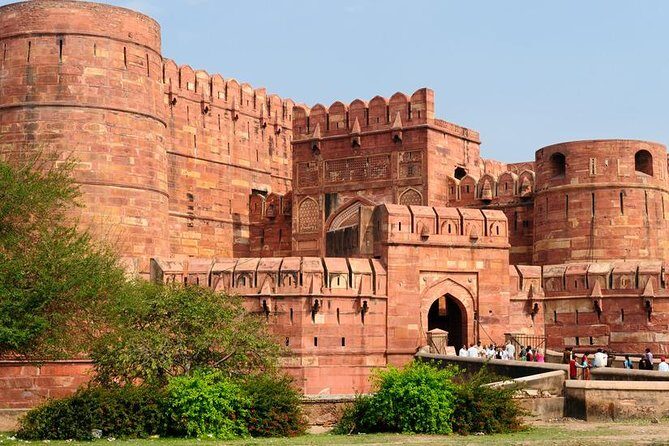 Skip The Line Taj Mahal, Agra Fort & Mehtab Garden Tour - What a private guide changes in Agra