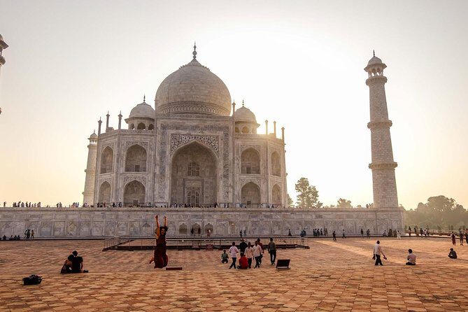 Skip The Line Taj Mahal, Agra Fort & Mehtab Garden Tour - Agra Fort: the best kind of break from the main monument