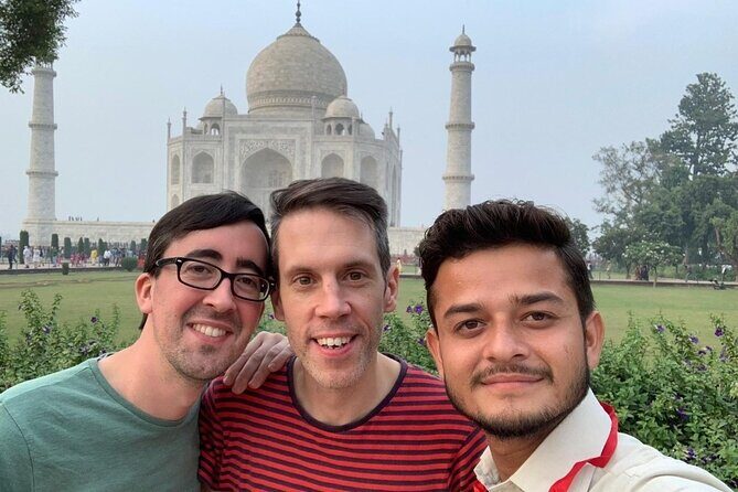 Skip The Line Taj Mahal & Agra Tour by AC Car From Agra - Lunch at DoubleTree by Hilton Agra: a 5-star reset (optional)