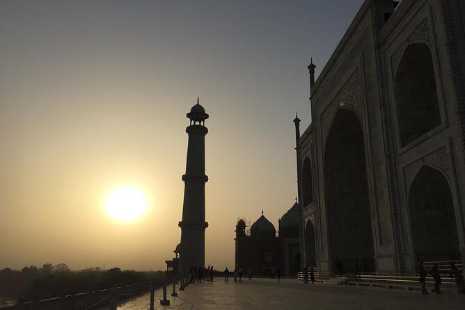 Sunrise Taj Mahal Tour With Female Tour Guide - What’s included vs not included (so you don’t get surprised)
