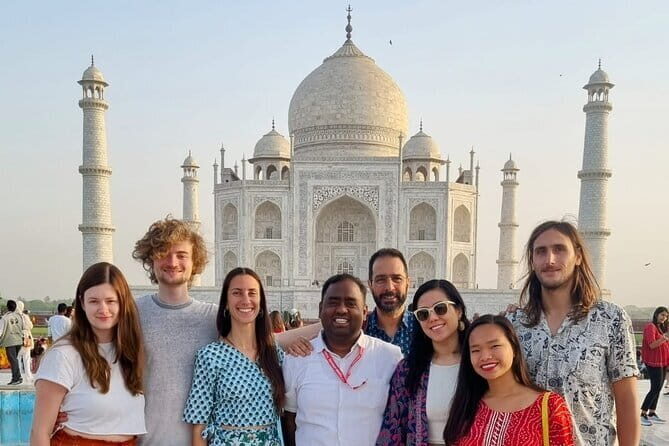 Sunrise tour of Taj Mahal with Guide - The sunrise moment: what you’ll see and how to make it count