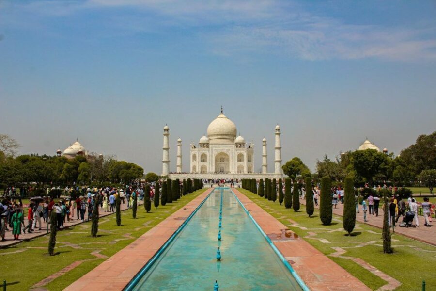 Taj Mahal & Agra Fort Private Tour with Lunch & Pickup - Agra Fort: More Than a Viewpoint Over the Yamuna River