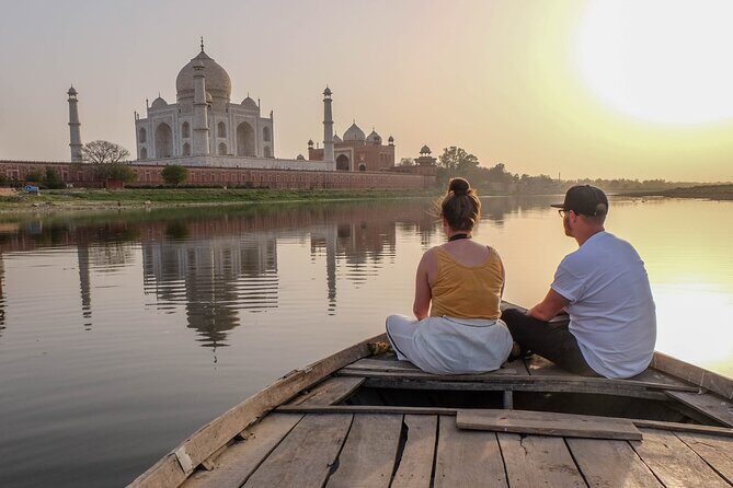 Taj Mahal & Agra Fort Tour with Fatehpur Sikri from Agra - Price check: does $38 make sense for this day?
