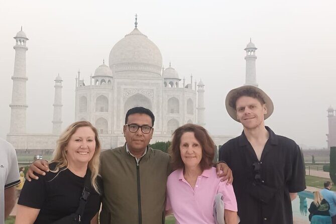 Taj Mahal and Agra Tour by Superfast Gatimaan Train From Delhi - Price and Value: Why This Package Can Be Such a Deal