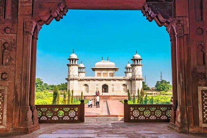 Taj Mahal Half Day Tour by Tuk Tuk - Guides matter more than you think (and you can tell fast)