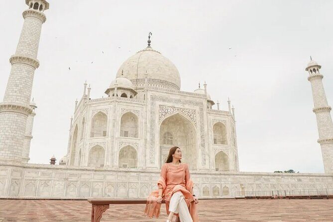 Taj Mahal Sunrise Private Guided Tour - Private pickup across Agra in an AC car