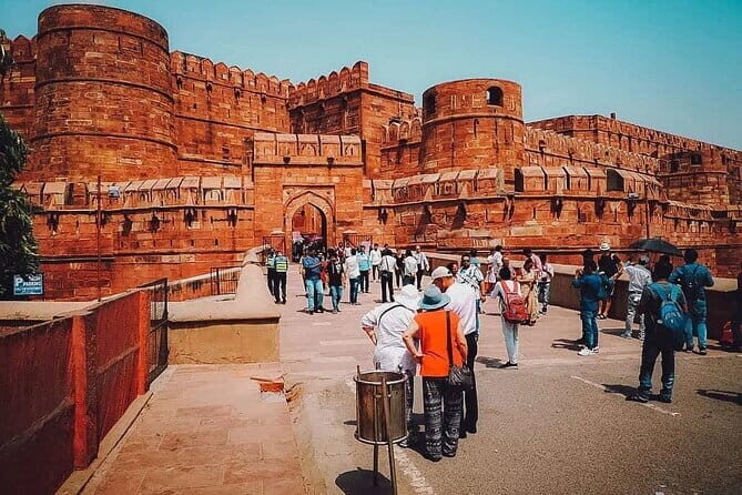 Taj Mahal Sunrise Tour & Full day Agra With Local Guide - The local guide makes it feel personal (and saves time)