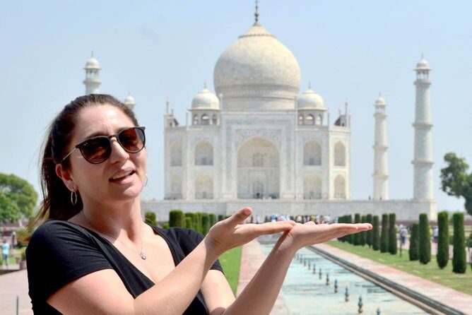 Taj Mahal Trip by Express Train from Delhi - Private Day Tour - The timing from 9:30 to 5:00: how the pacing feels